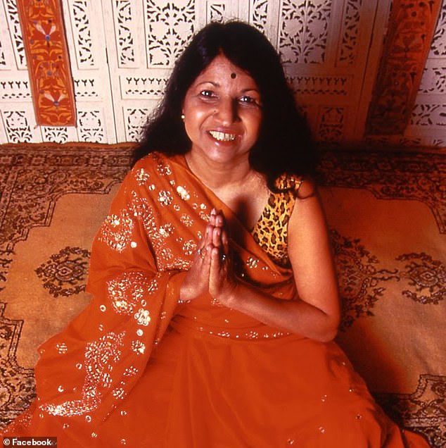 Estableció Swami's Yoga Retreat en 1983 en Kenthurst, NSW, y el centro continuó con las enseñanzas de Saraswati mucho después de su jubilación.